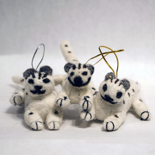 snow leopard ornaments